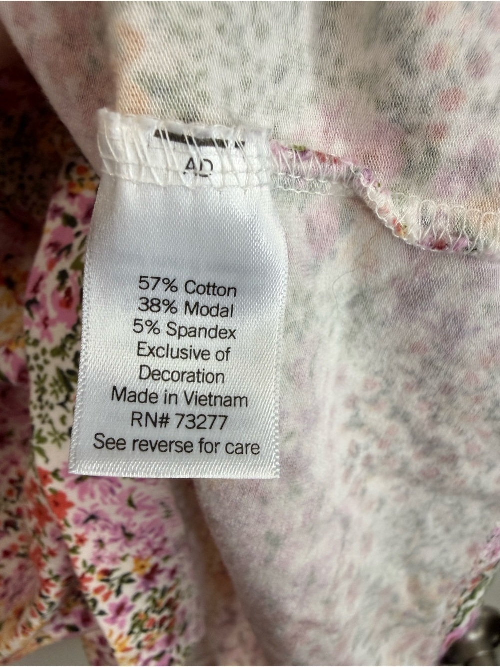 LC Lauren Conrad Floral V-Neck Blouse with Flutter Sleeves - Size Large - Picture 5 of 6